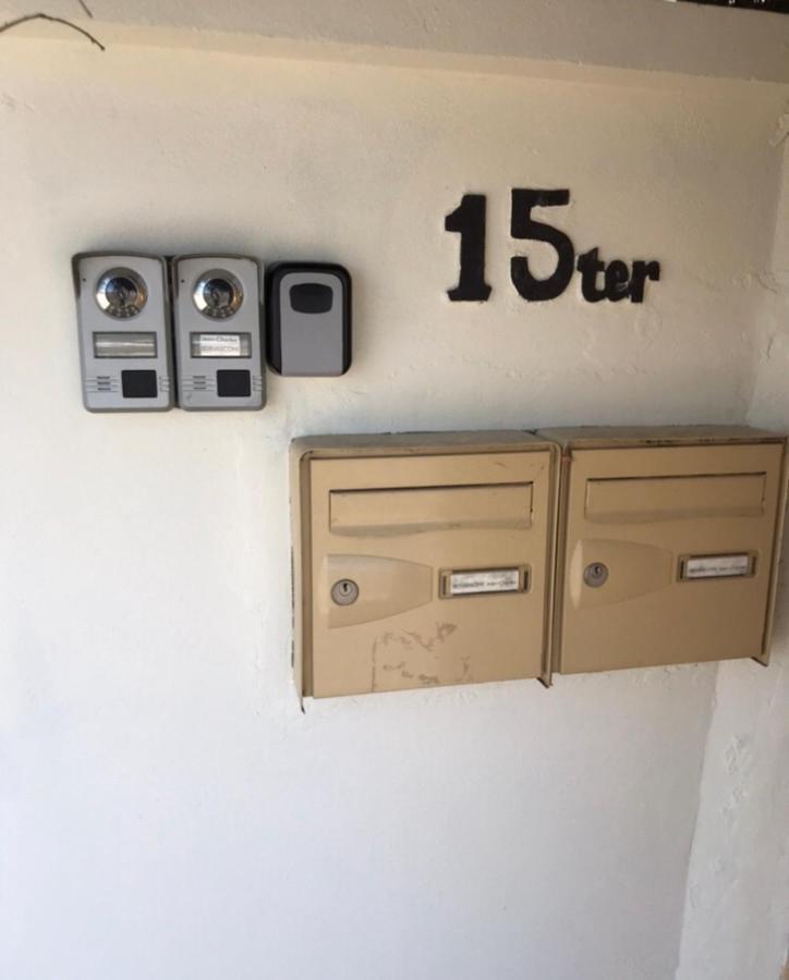 Appartement Tout Confort Avec Parking Ferme Arles Zewnętrze zdjęcie